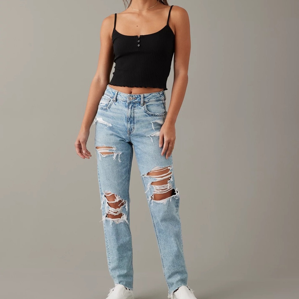 American Eagle Outfitters Light Blue Distressed Straight Leg Jeans